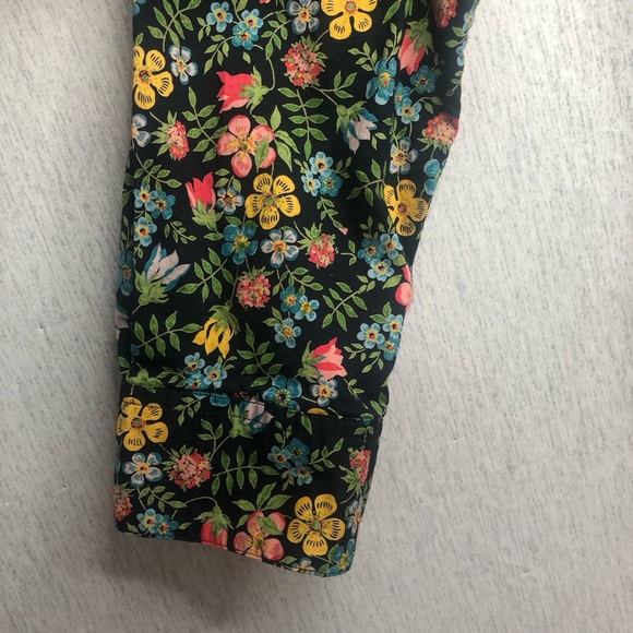 LIBERTY Women's Button Front Shirt Floral Dark Long Sleeve Collared US Size 6 - Picture 10 of 14